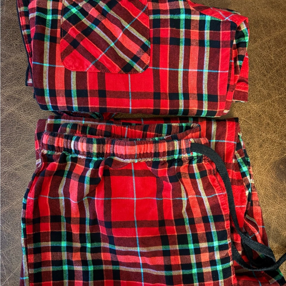 Wondershop Classic Pajama Set